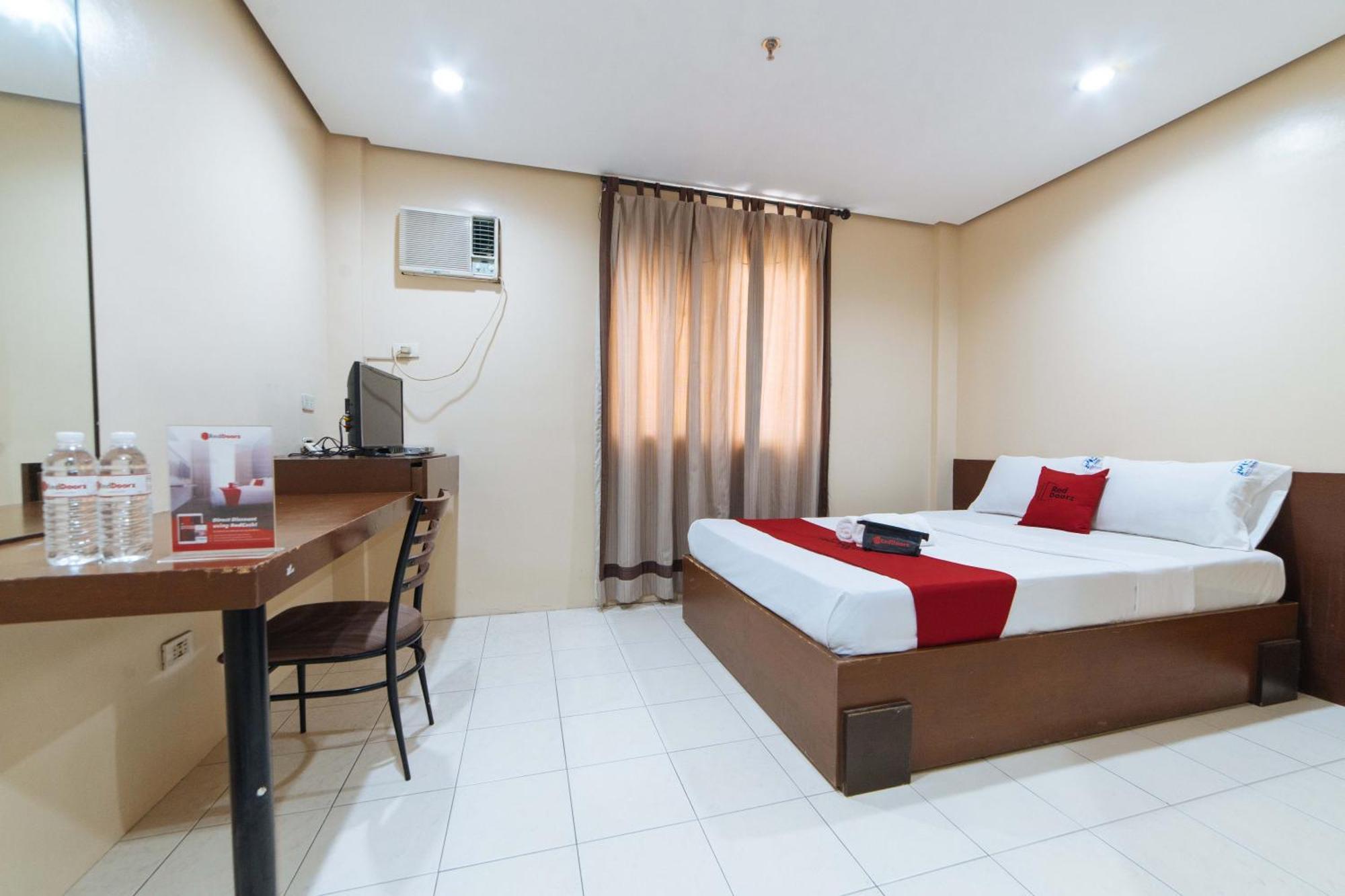 Reddoorz Near Olongapo Bus Terminal Hotel Eksteriør billede