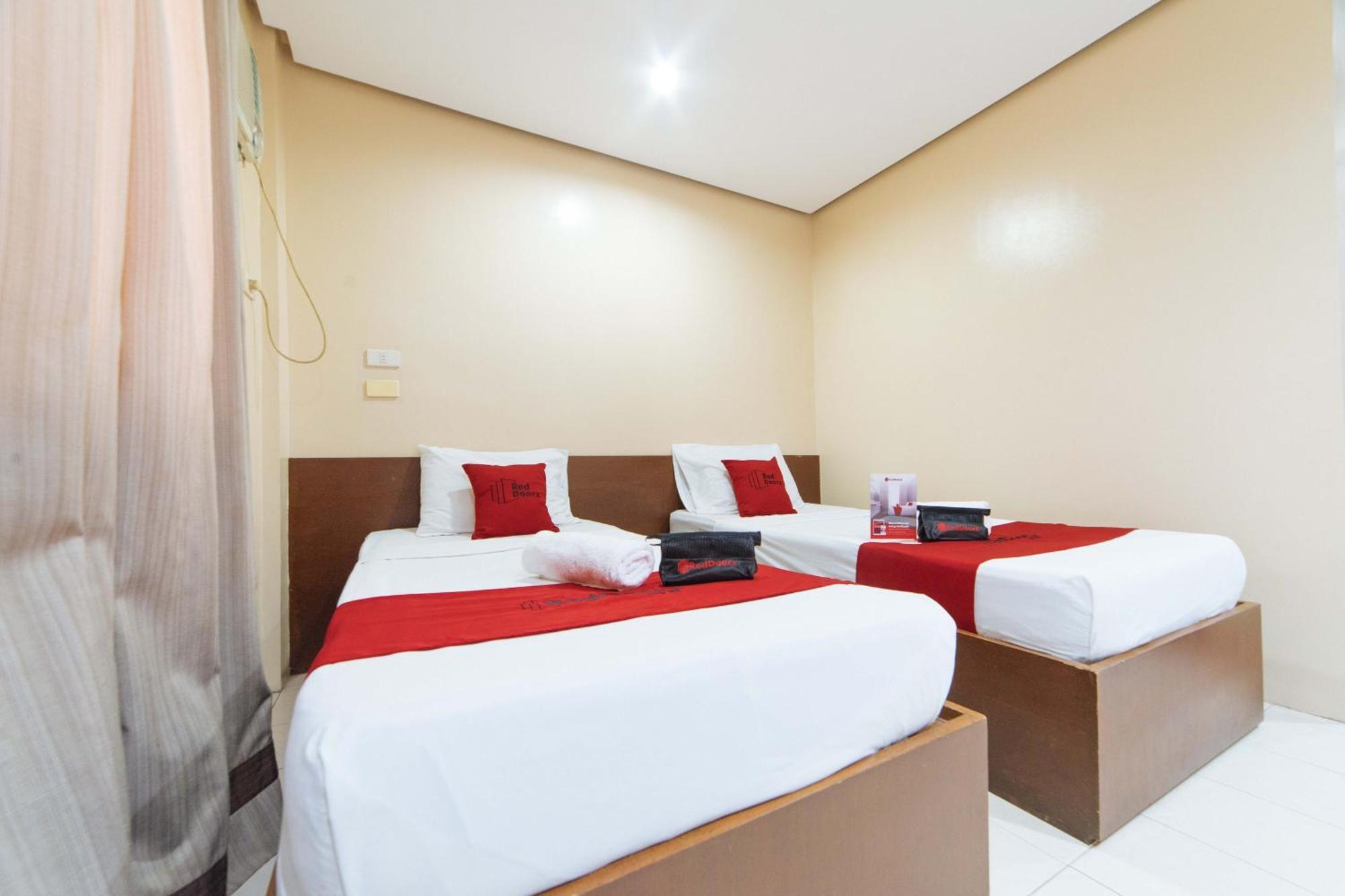 Reddoorz Near Olongapo Bus Terminal Hotel Eksteriør billede