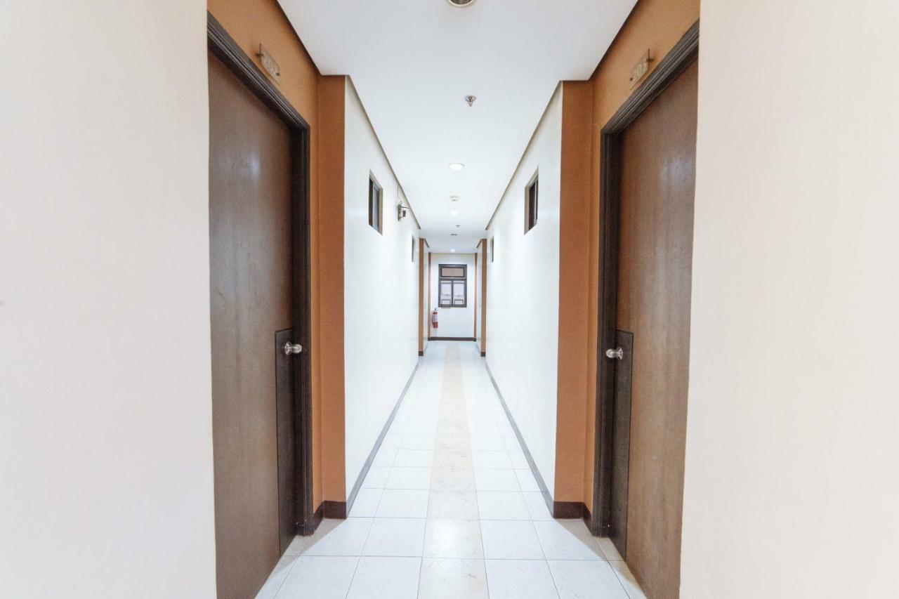 Reddoorz Near Olongapo Bus Terminal Hotel Eksteriør billede